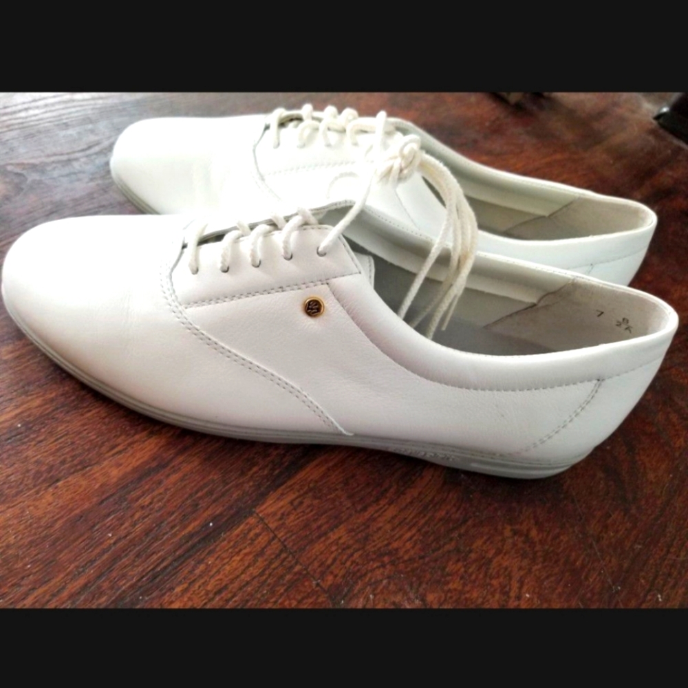 Easy Spirit shoes